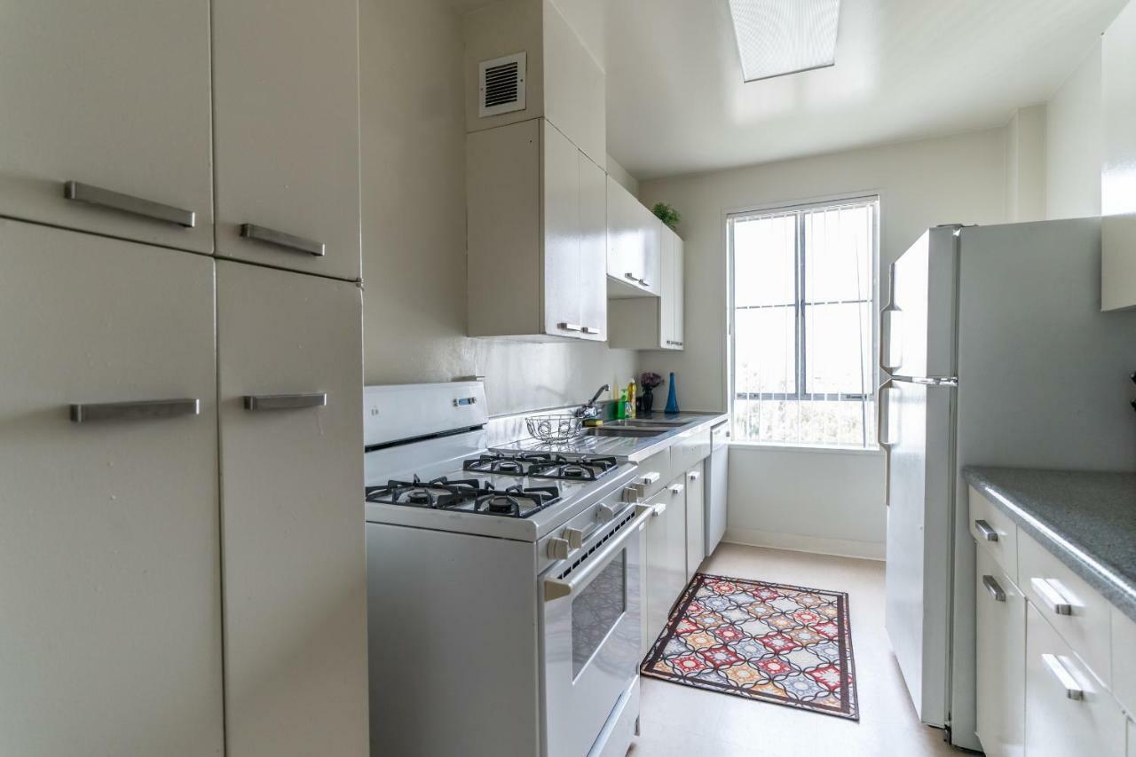 2 Bedroom Condo With A View Near The Grove Los Angeles Exterior foto